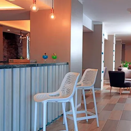 Hotel Fergus Cactus Garden 4*