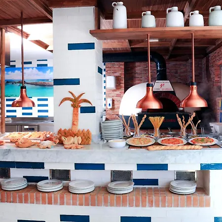 Hotel Fergus Cactus Garden 4*