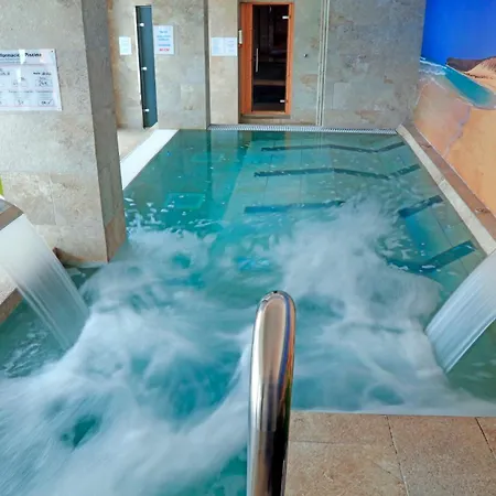 Hotel Fergus Cactus Garden