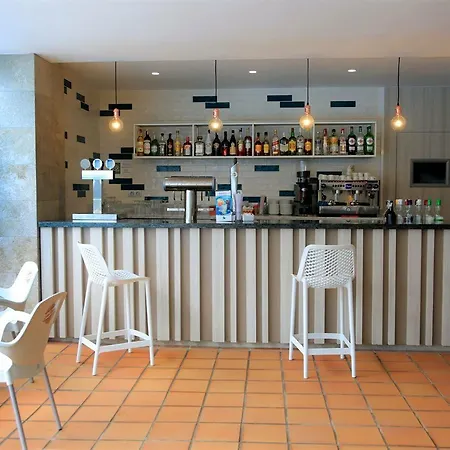 Hotel Fergus Cactus Garden 4*