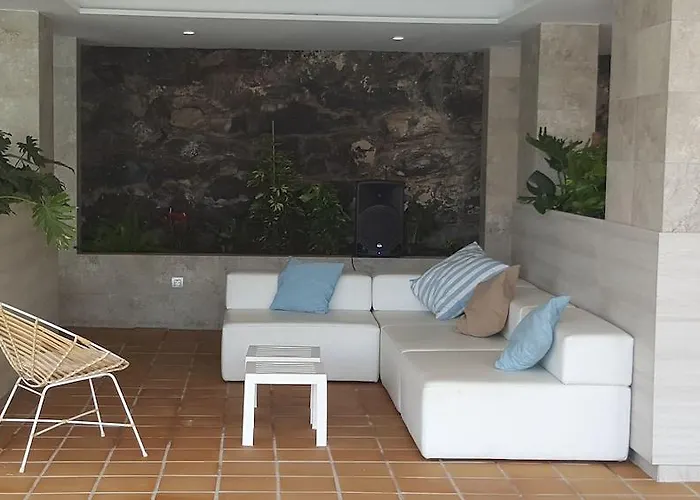 Hotel Fergus Cactus Garden 4*