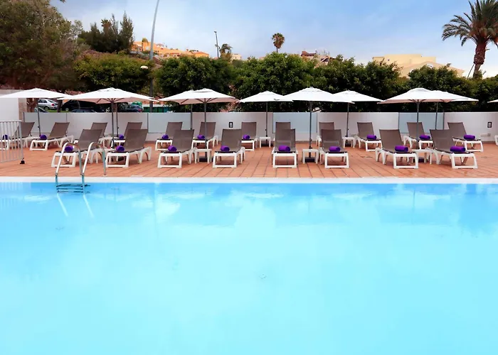 Fergus Cactus Garden Hotel 4*